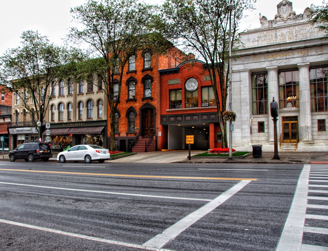 downtown saratoga in 2019