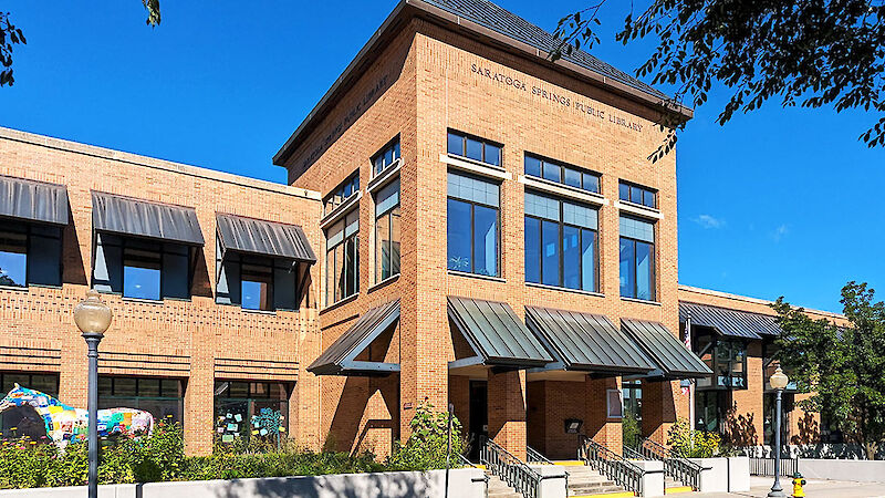 saratoga public library front 2022