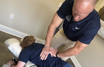 craig nelson doing chiropractic work