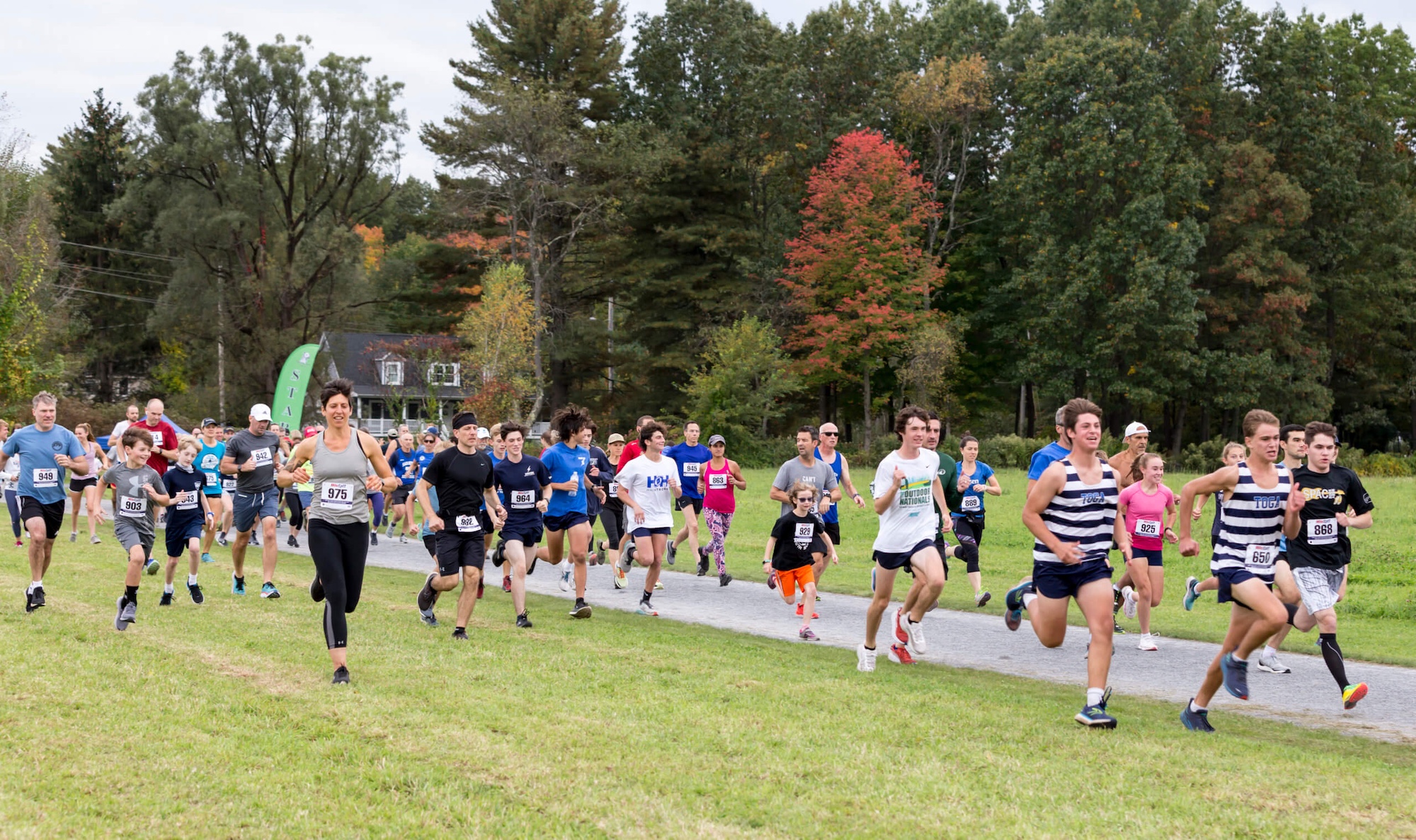 group of people running