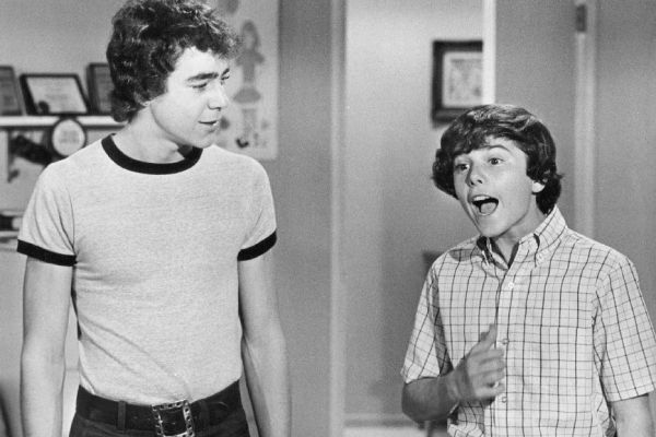 the brady bunch barry williams and christopher knight
